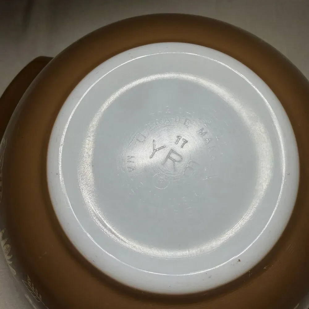 Pyrex #442 Early American 1 1/2 Qt Cinderella Bowl, Nesting Mixing Bowl, Vintage
